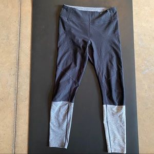 Outdoor Voices 7/8 Leggings Size M